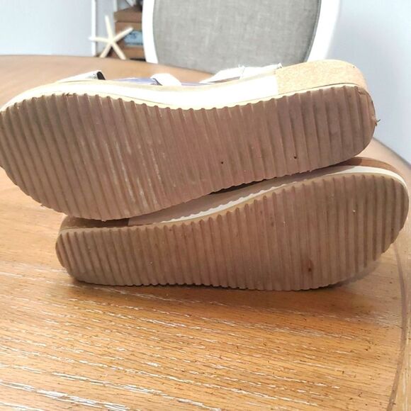 Yellowbox Platform Leather Green/ beige stacked wedge sandal 8.5 - Picture 7 of 9